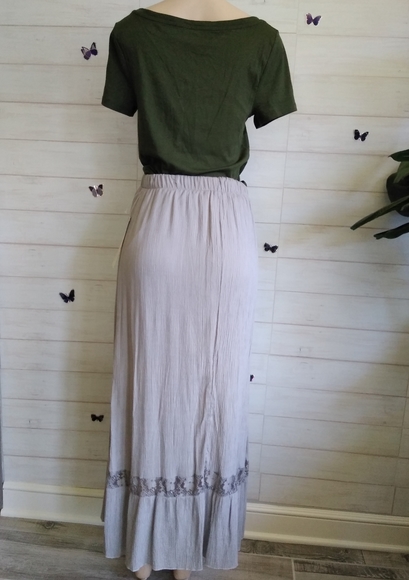 Nabee/ Old Navy Set of Long Skirt, T Shirt - Picture 2 of 8